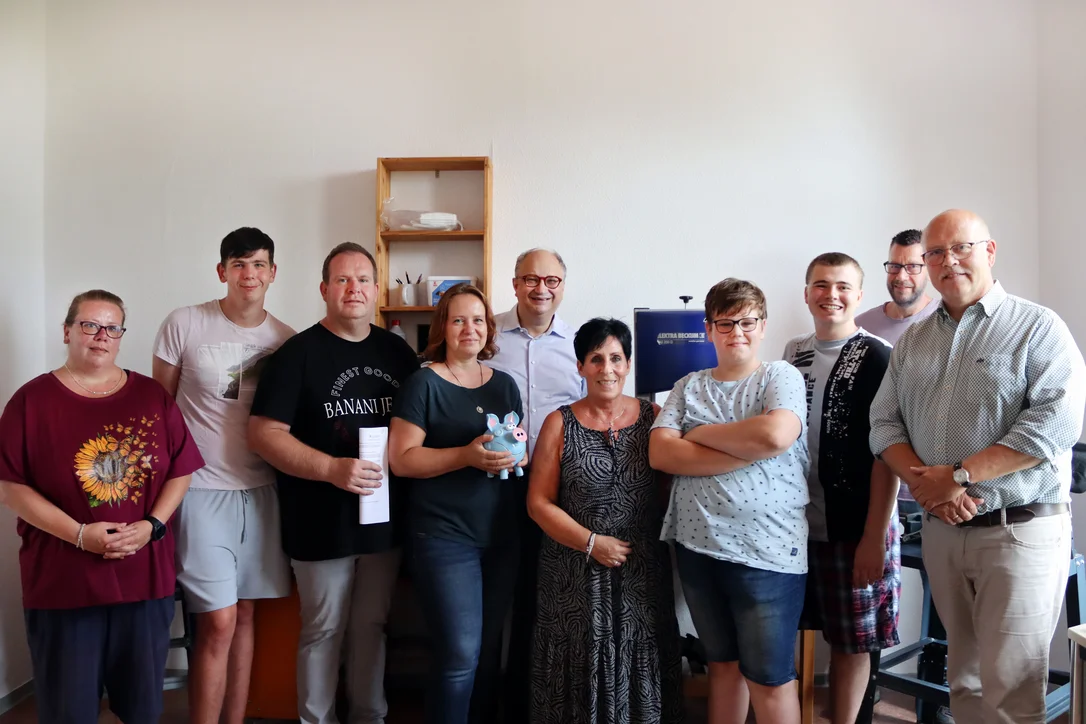 Spendenübergabe an der Katharinenschule in Hecklingen