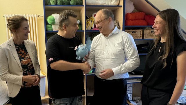 Spendenübergabe an den Paritätischen Wohlfahrtsverbandes Sachsen-Anhalt für die Wohngruppe „KLARO“ in Halle 