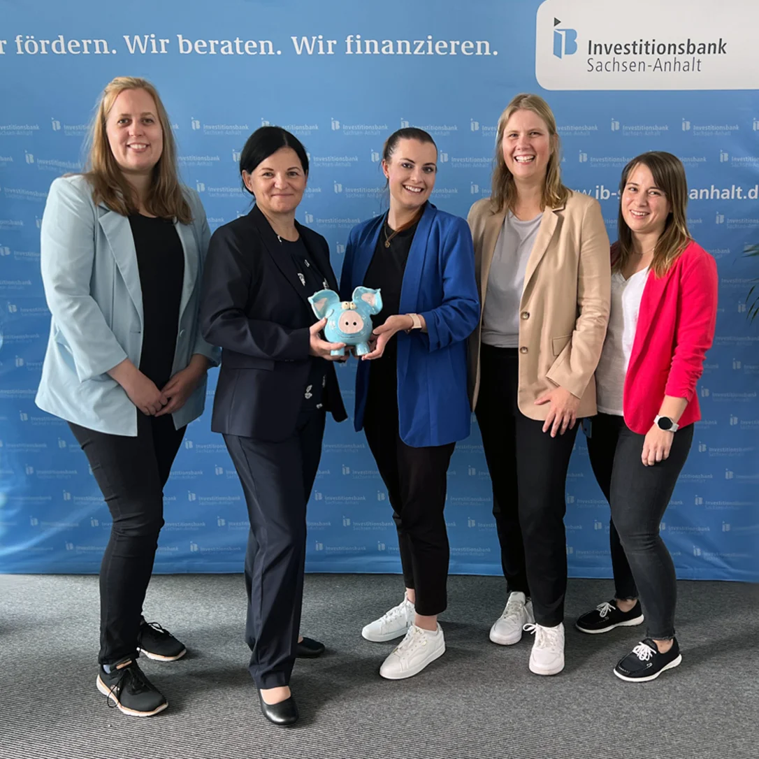 Spendenübergabe zugunsten des Vereins Kinderklinikkonzerte